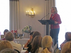 Helen Zille at the Adele Searll 100 Club