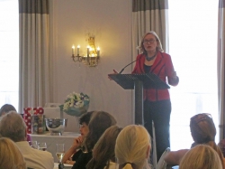 Helen Zille at the Adele Searll 100 Club