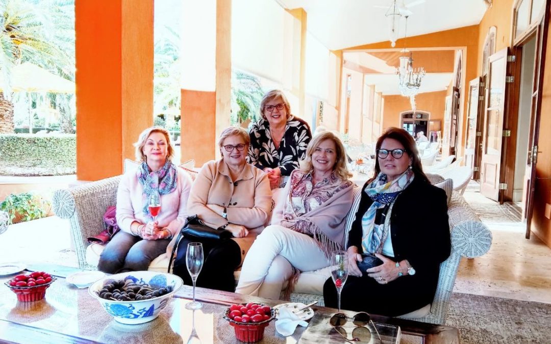 High Tea and Talk by Liz Biden at La Residence in Franschhoek